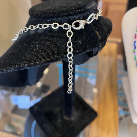 necklace - Picture 3 of 4